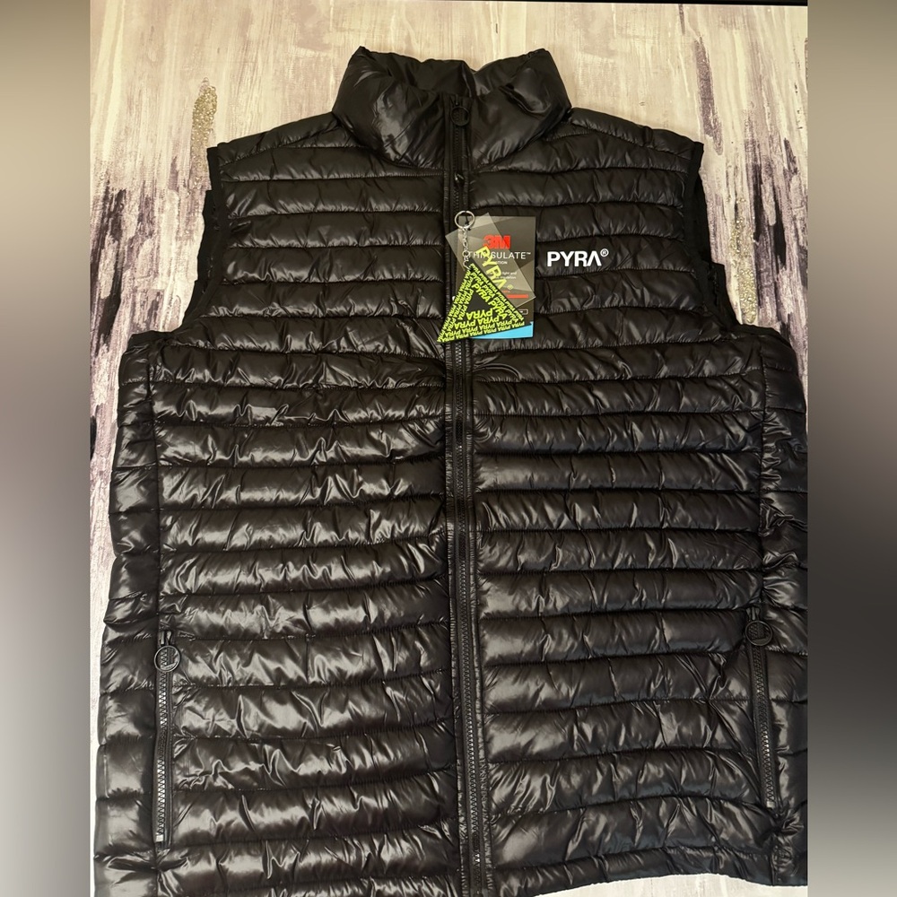 PYRA SUMMIT PUFFA VEST BLACK